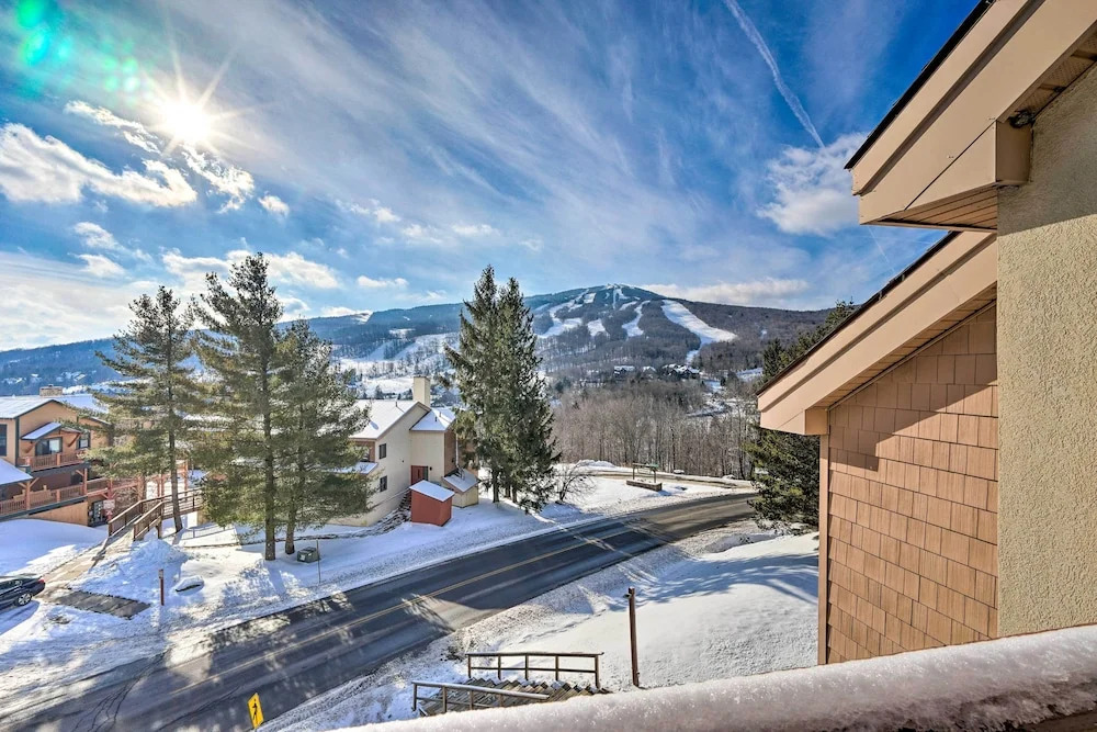 Steps to Ski Shuttle! Snow Mountain Village Condo