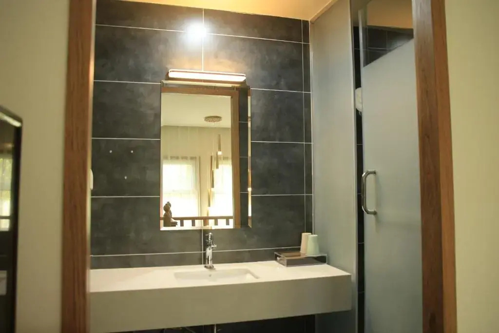 First Sight Hotel,Next to Yingtianmen Imperial City,Free Airport and High-Speed Rail Station Pickup
