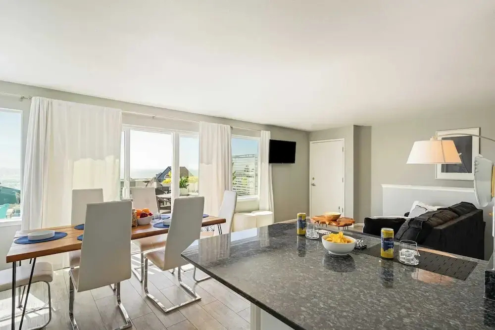 Cayucos Duo 2 Bungalows w/ Views & Lounge Space Pet Friendly
