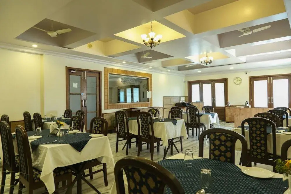 JK Rooms 137 Majestic Annexe