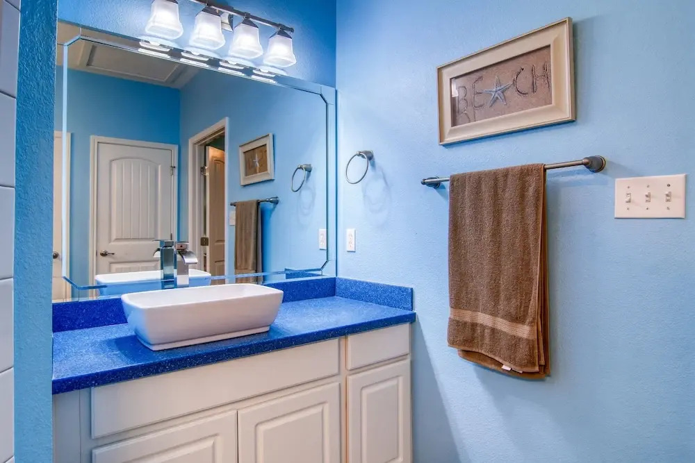 Moore Fun 3 Br Townhouse