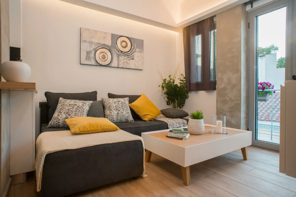 Kyveli Luxury Suites