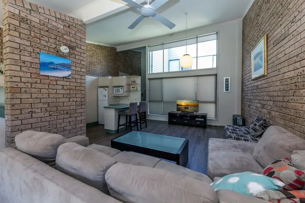 Bay Parklands, Townhouse 9, 2 Gowrie Avenue