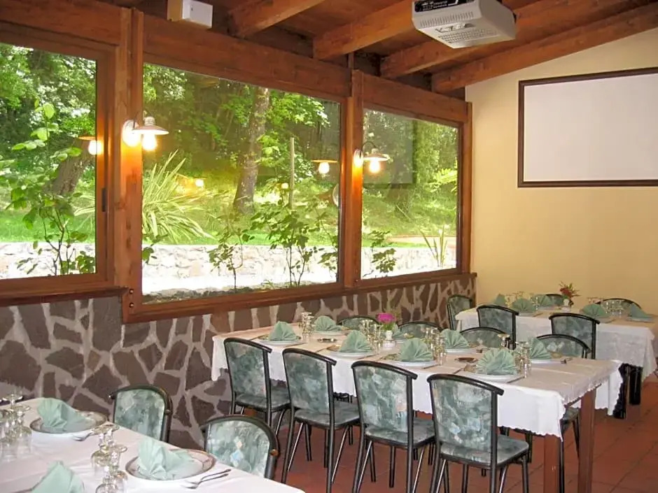Hotel Chiar Di Luna