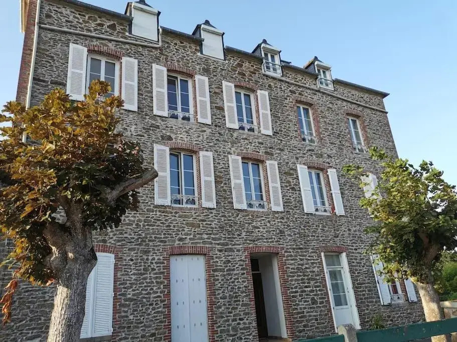 Studio cosy au bord de mer