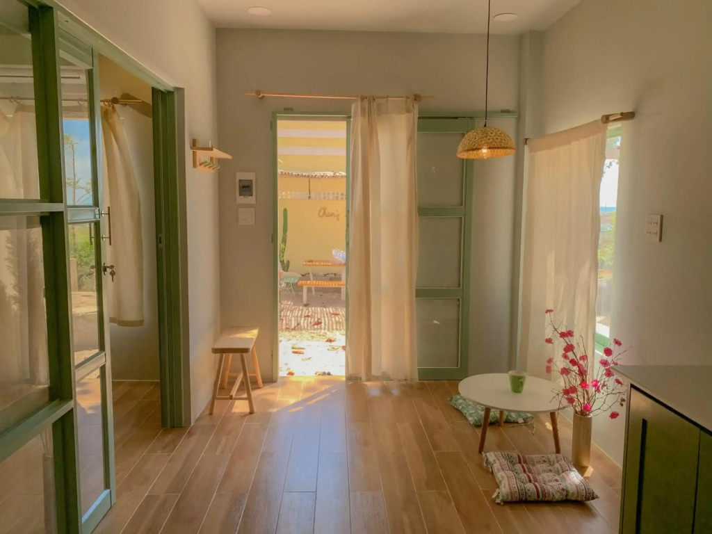 Chons Dock Homestay & House Lease - Outdoor Pool & Chill Vibes