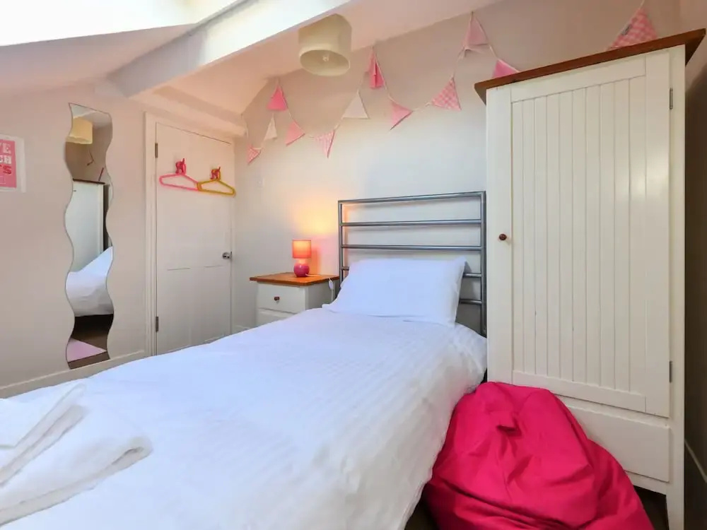 Holiday Home With Large Garden in the Pleasant Village of Abersoch