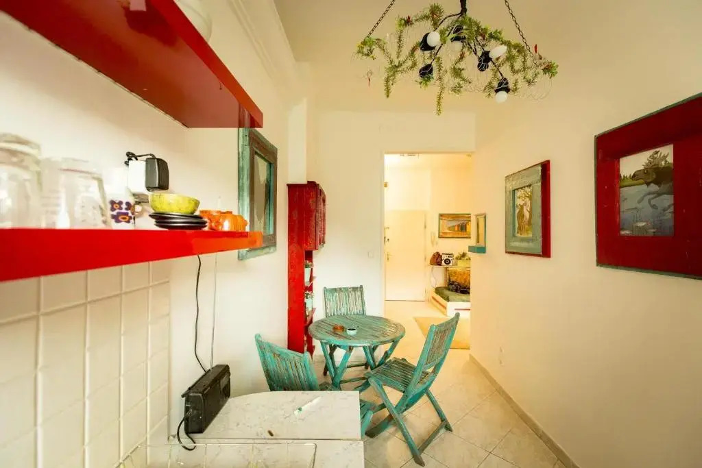 Cosy Art Flat 2