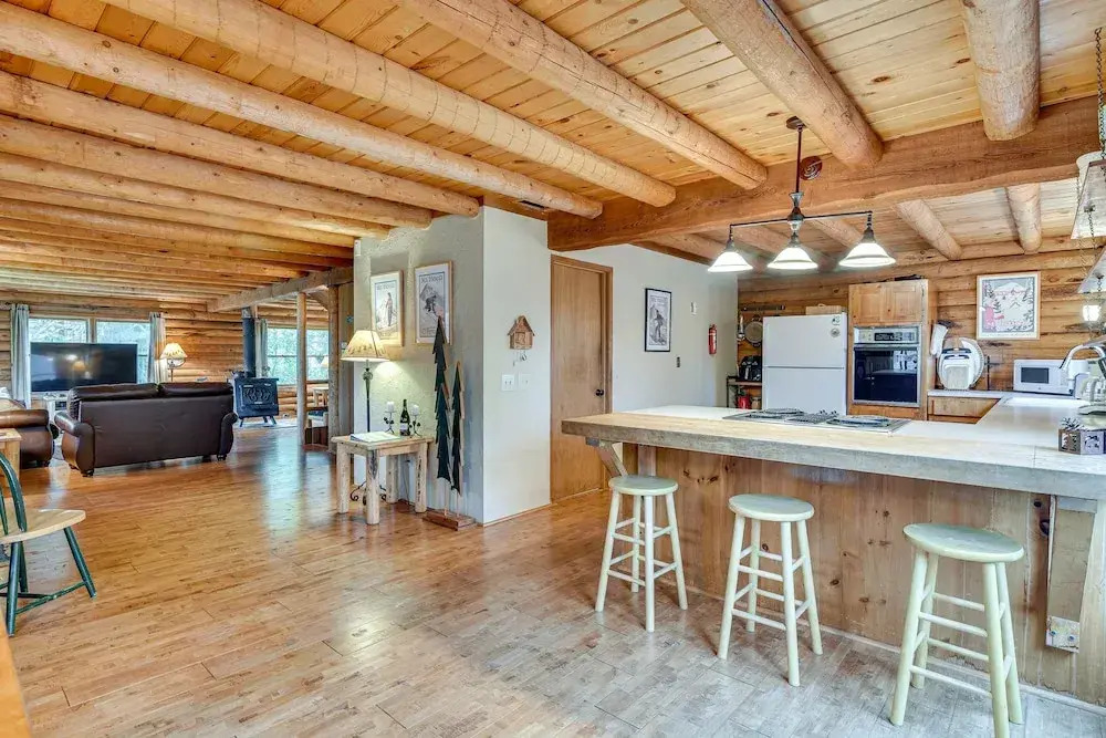 Rustic Government Camp Cabin w/ Mountain Views!