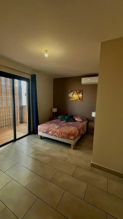 Tropical Suites