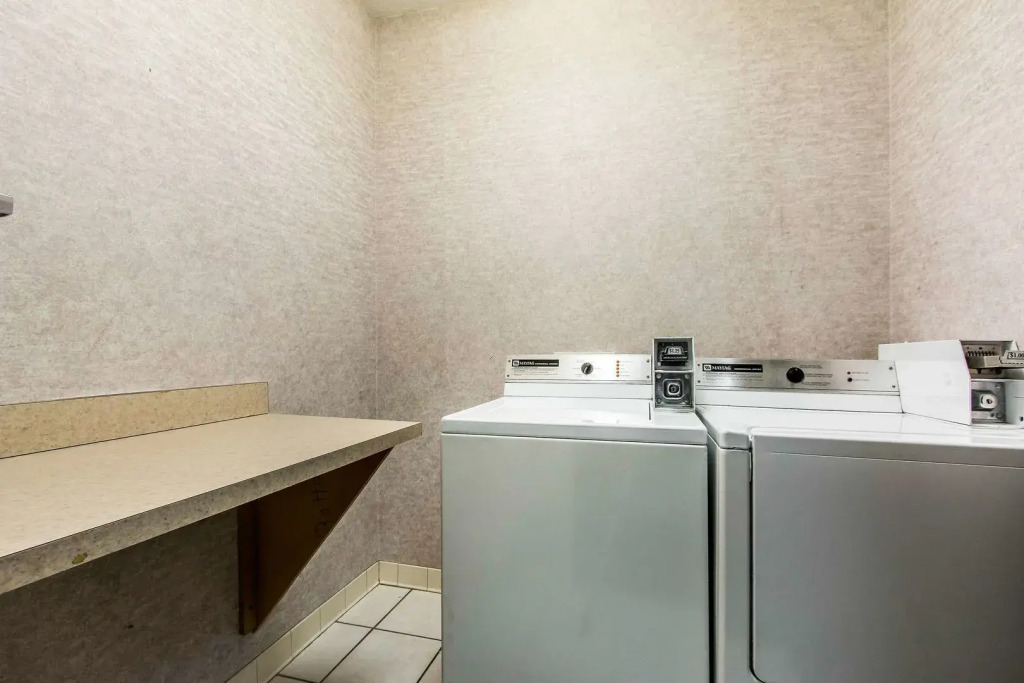 Comfort Suites Fairgrounds West