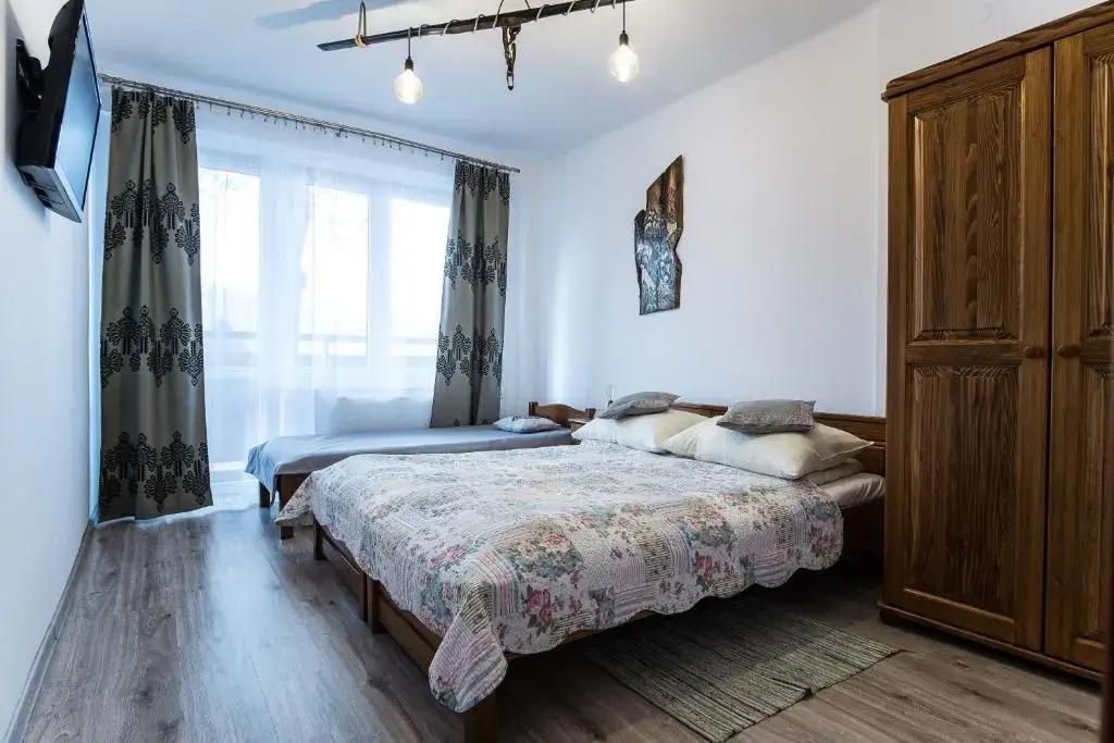 Apartamenty i Pokoje Bacówka Centrum
