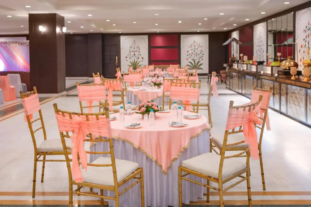 Shree Vallabh Vilas Lords Plaza Nathdwara - Pure Veg