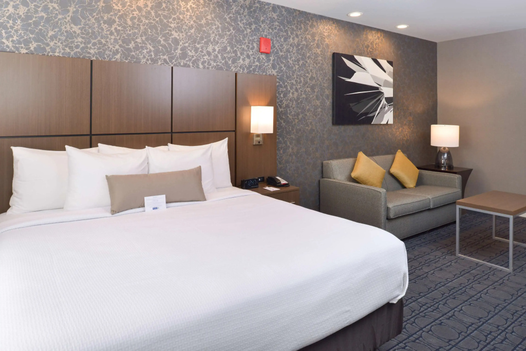 Best Western Plus Coalinga Inn