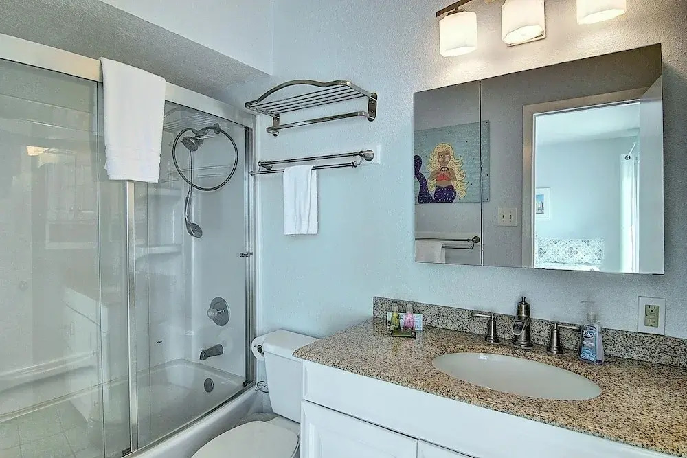 Casa De Flip Flop Ec113 3 Bedroom Condo