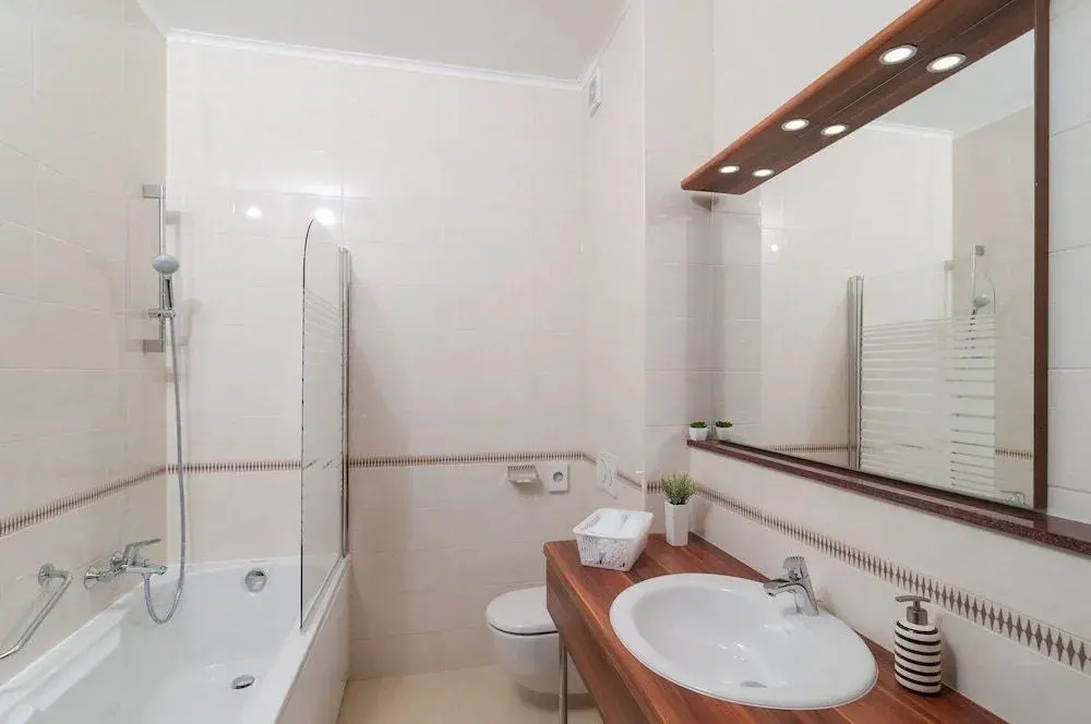Luxury Rooms Near the Beach