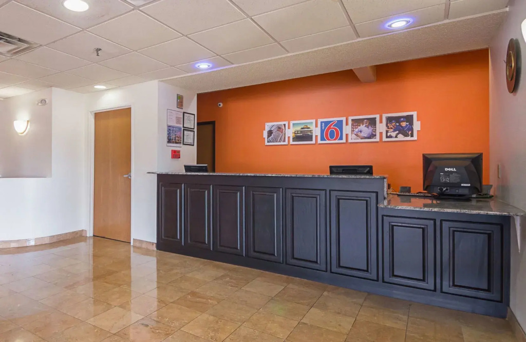 Motel 6 Dallas   Irving DFW Airport South