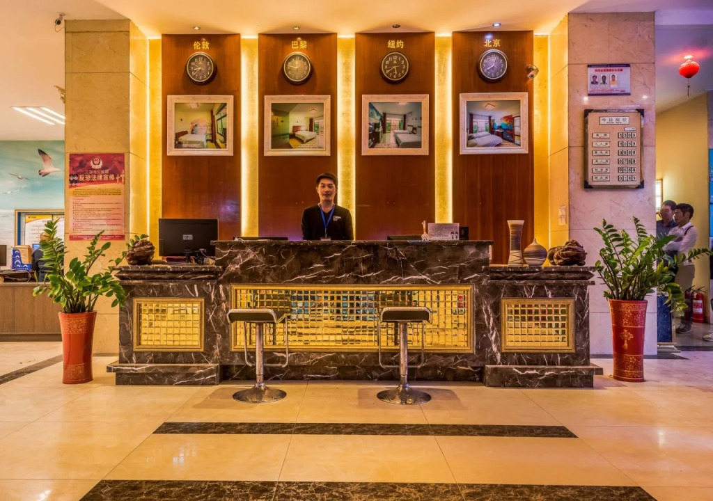 66 Theme Chain Hotel