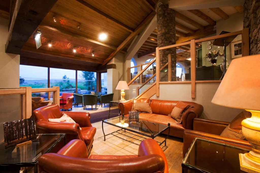 Tebay Services Hotel