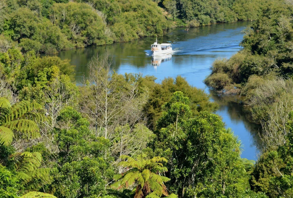 River Vista Lodge
