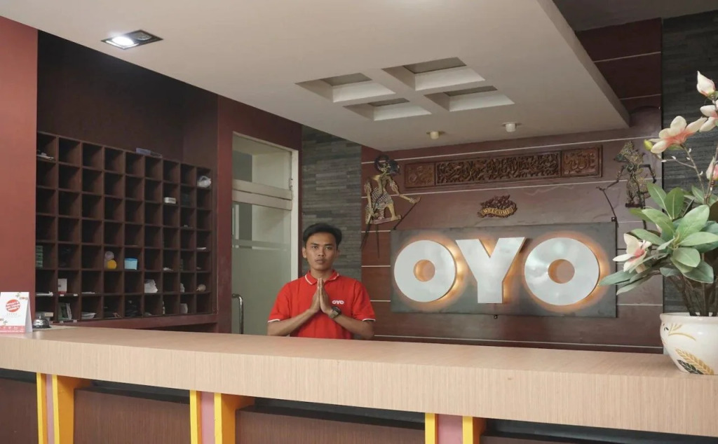 Namira Hotel Syariah by OYO Rooms