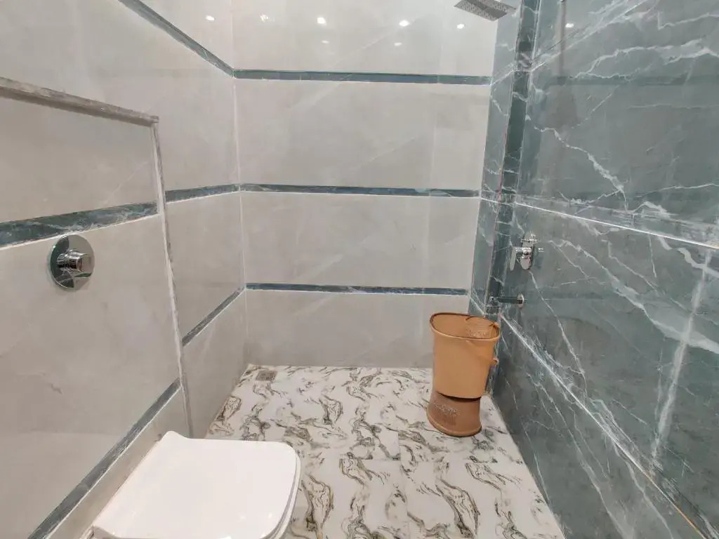 Hotel MK Grand