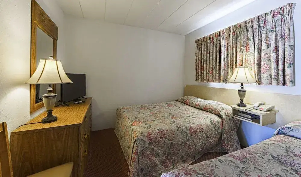 Panoramic Motel & Apartments