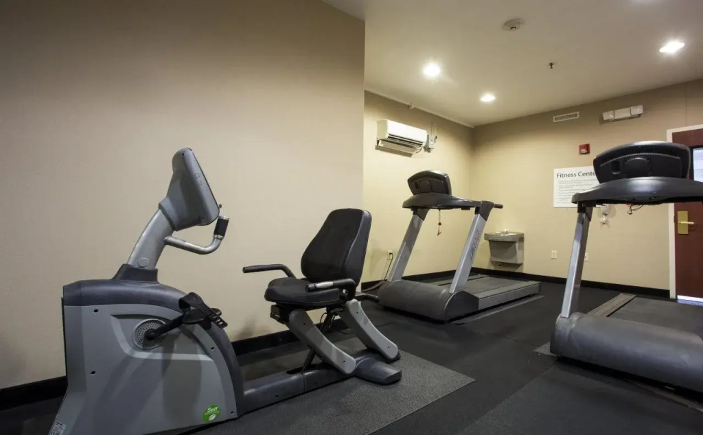 Holiday Inn Express Hotel & Suites Camden-I20 (Hwy 521) by IHG