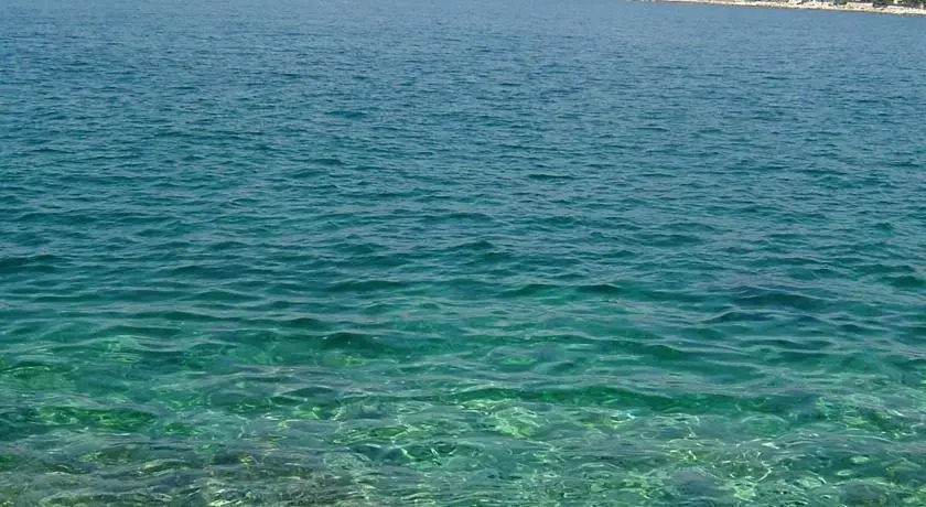 A 150 metri dal mare