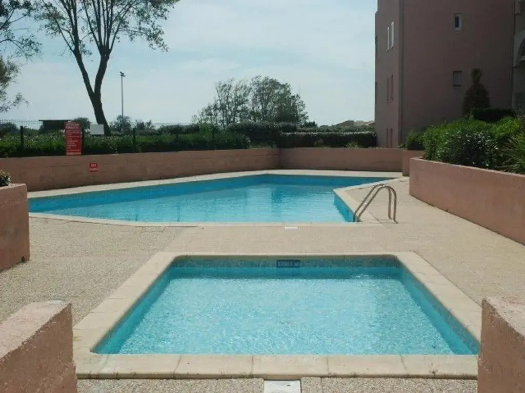Appartement Cap d'Agde, 2 pièces, 4 personnes - FR-1-607-45