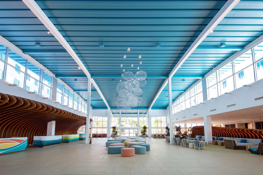 Universals Endless Summer Resort - Surfside Inn and Suites