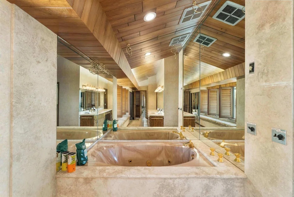 Ch Teau at Piestewa Peak Phoenix s Iconic Estate