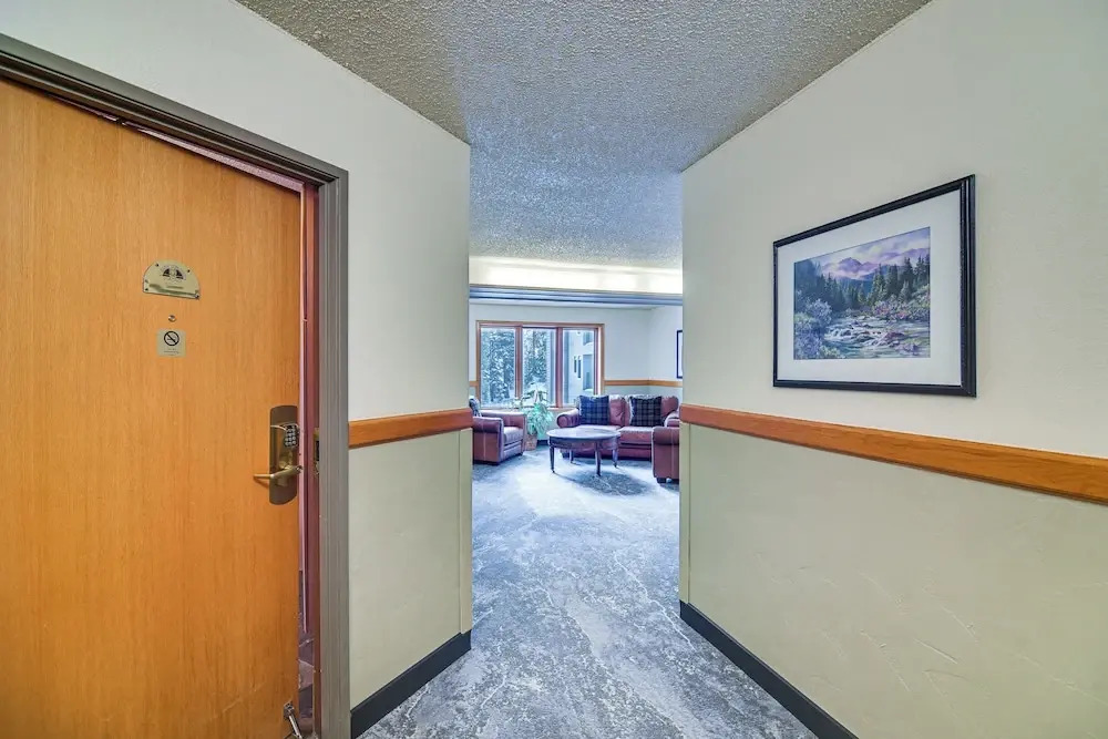 Ski-in/ski-out Winter Park Condo w/ Mountain Views