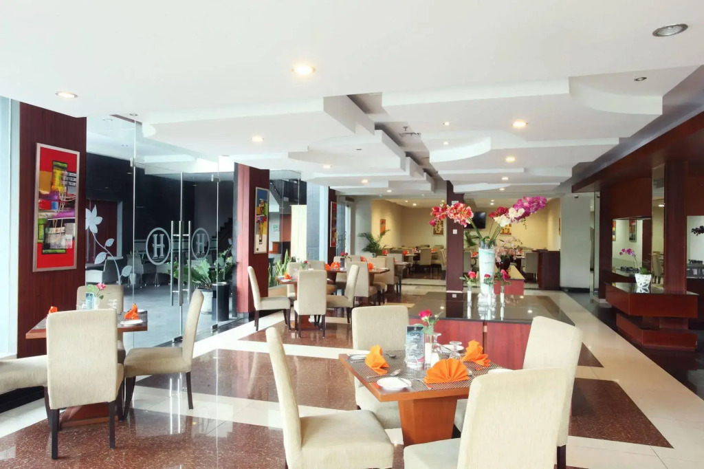 Grand Hatika Hotel