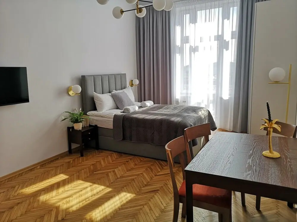 Unique Style Apartments Old Town - 25 min from the airport - by Homelike Krakow