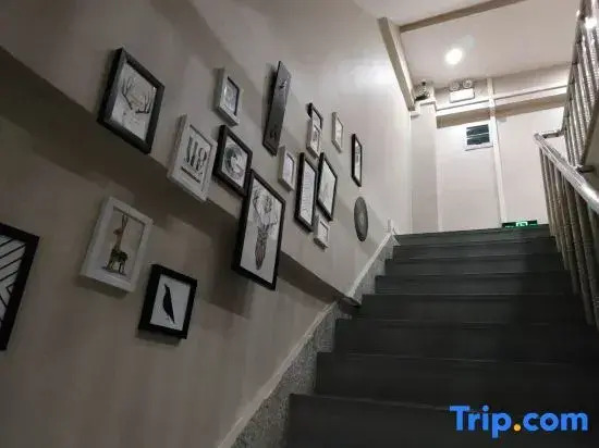 Jilin City Posthouse Fashion Hotel