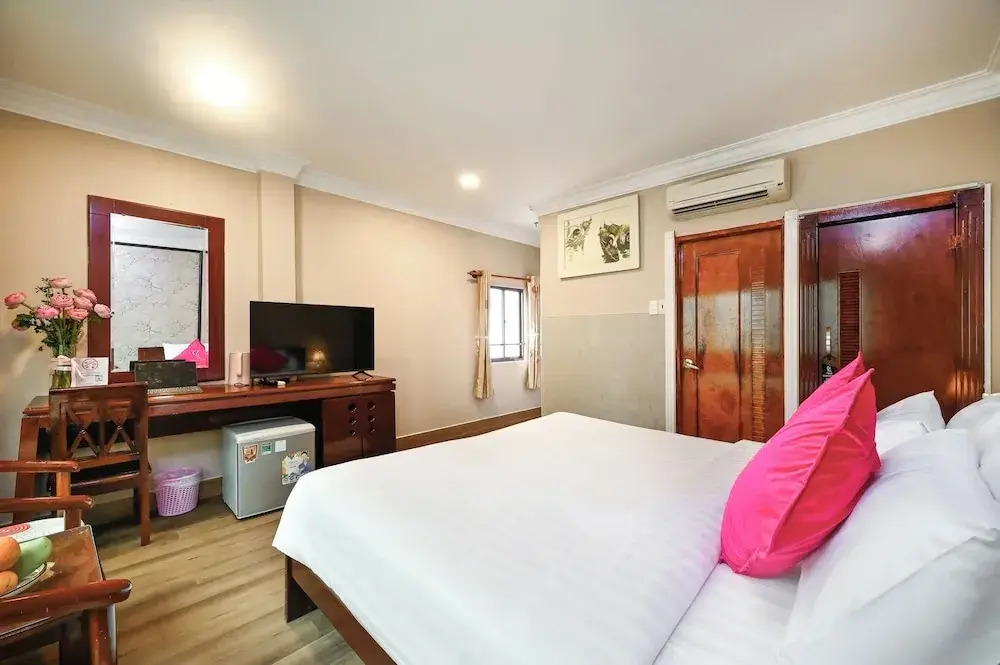 Pink Boutique Ben Thanh Hotel