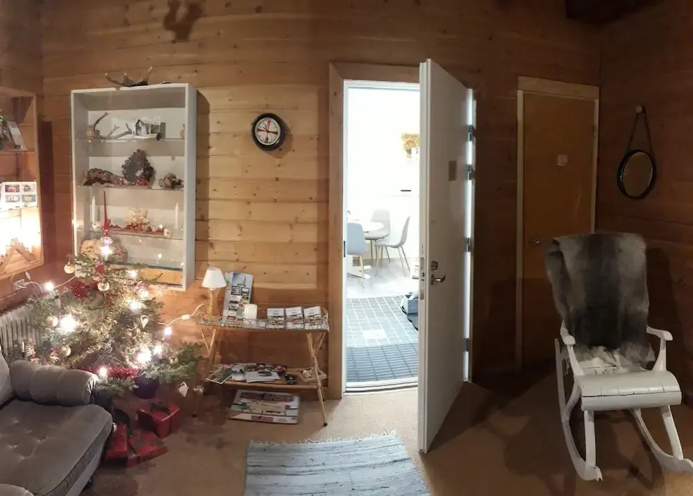 Lauri Guest House