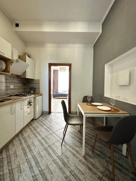 ROMANTIC Apartments-near Opera House 5/8