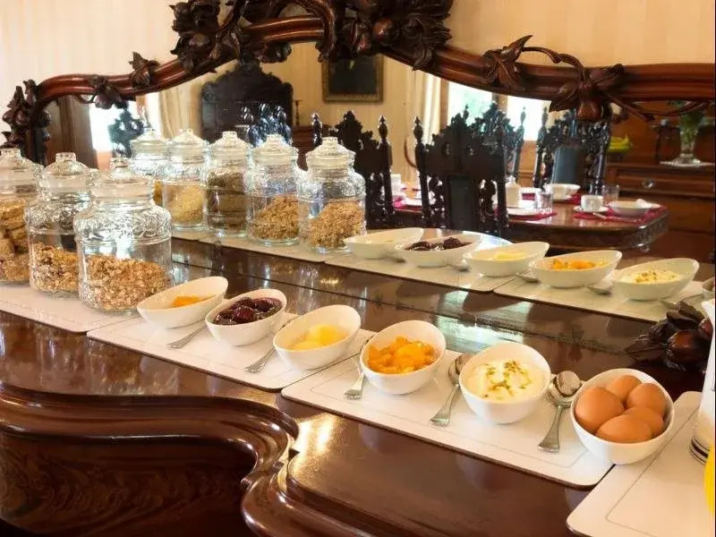 Sussex House Bed & Breakfast