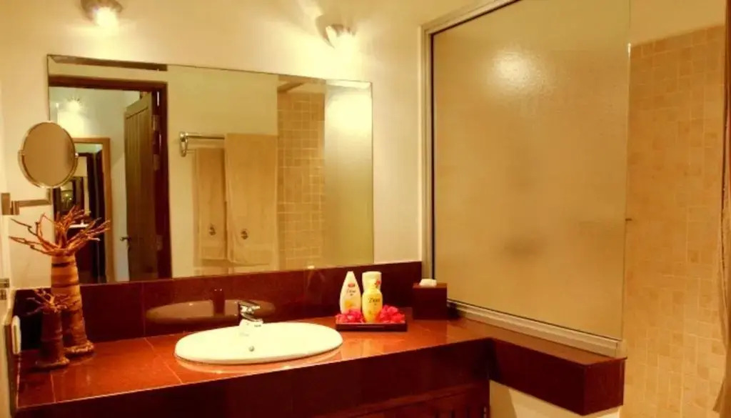 Galu Ecolodge - Diani Beach