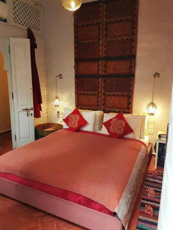 Riad Laly Tourisme Eclairé Le bijou de la medina