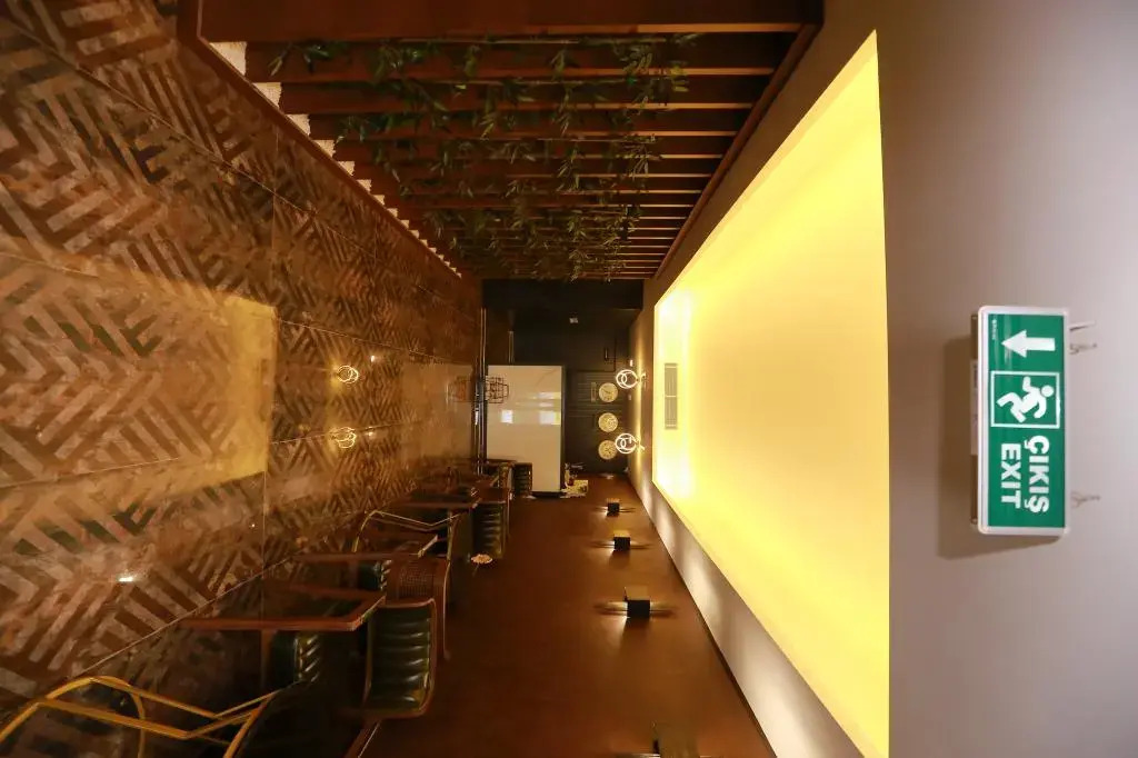 PENTAHOR HOTEL