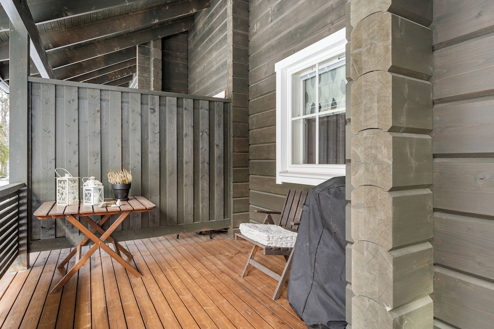 Skicamp 3 - Modern 3BR Villa in Pyhä