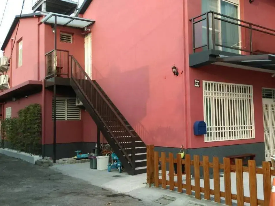 Pandora Guest House