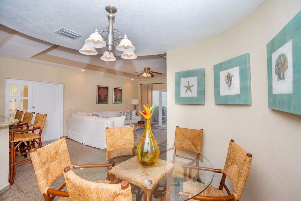 Lawson Rock - Angelfish 101 Studio Bedroom Condo by RedAwning