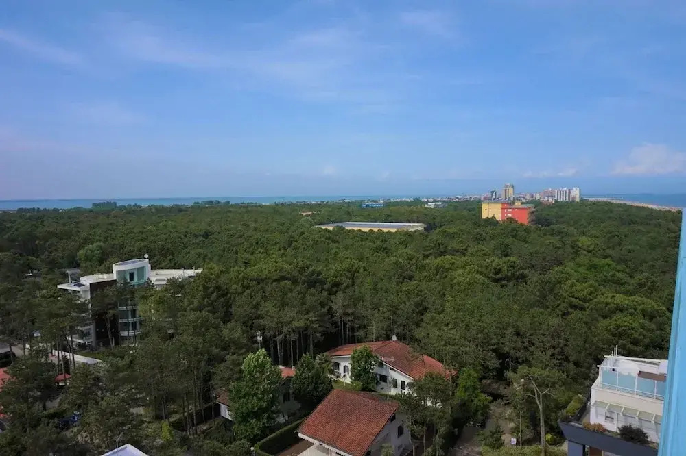 Modern Flat on 10th Floor With sea View - Beahost