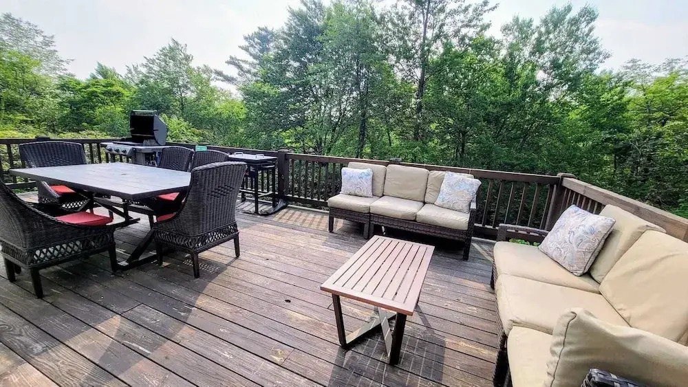 The Nest at Pinecrest by Avantstay Spacious Deck, Game Room, Fire Pit