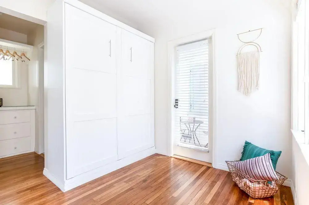 Quaint Little Italy Suites by Sonder