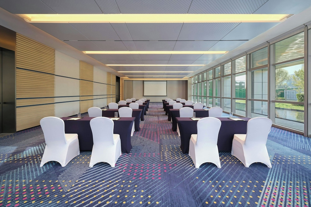 Aloft by Marriott Shanghai Hongqiao